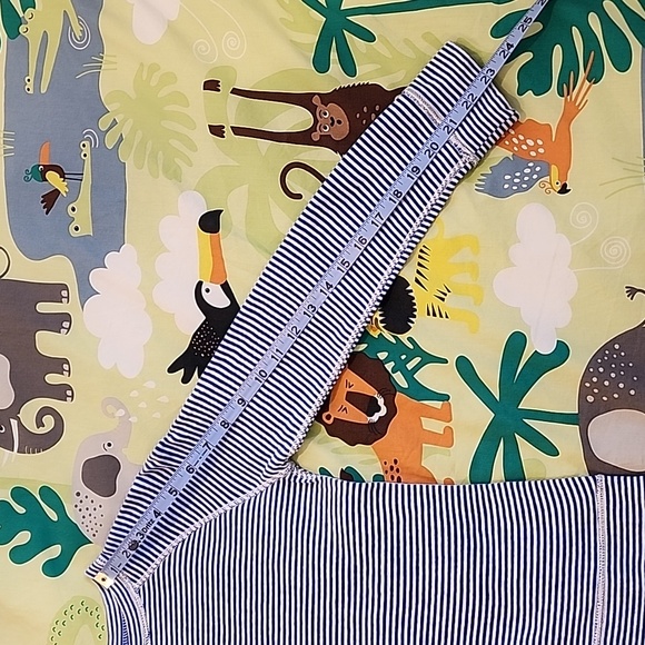 2 reversible Boden long sleeve tops - Picture 3 of 10